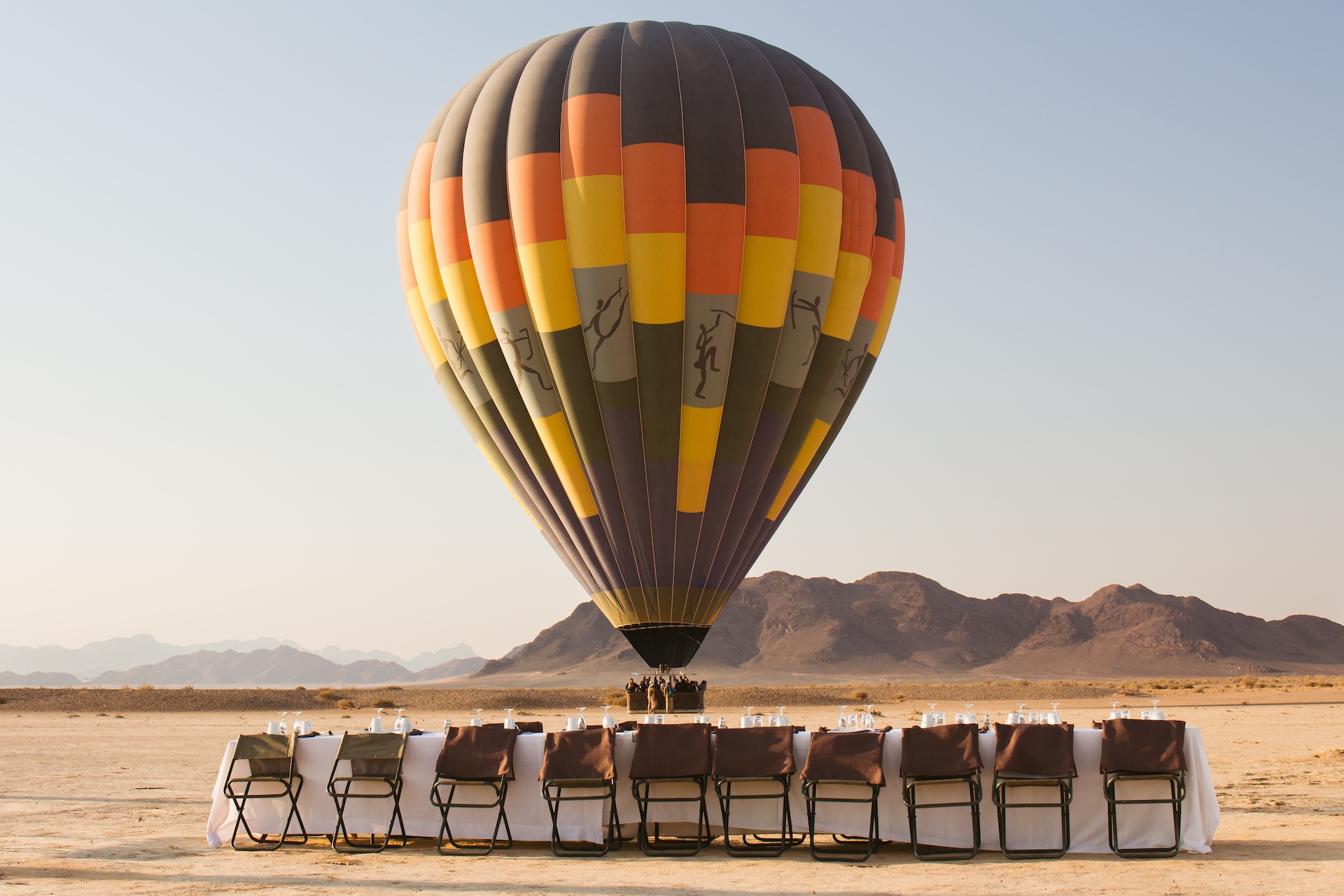 Hot Air Ballooning Over Sossusvlei: A Namibian Adventure Like No Other ...